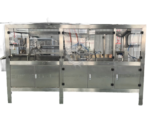 Machine de remplissage aseptique continu entièrement automatique