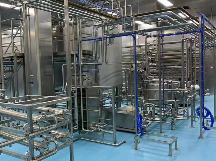 Ligne de traitement du liquide d\'oeuf